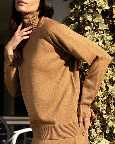 Dolcevita boxy donna in pura lana merinos extrafine
